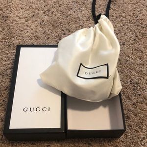 Dust pink Gucci belt